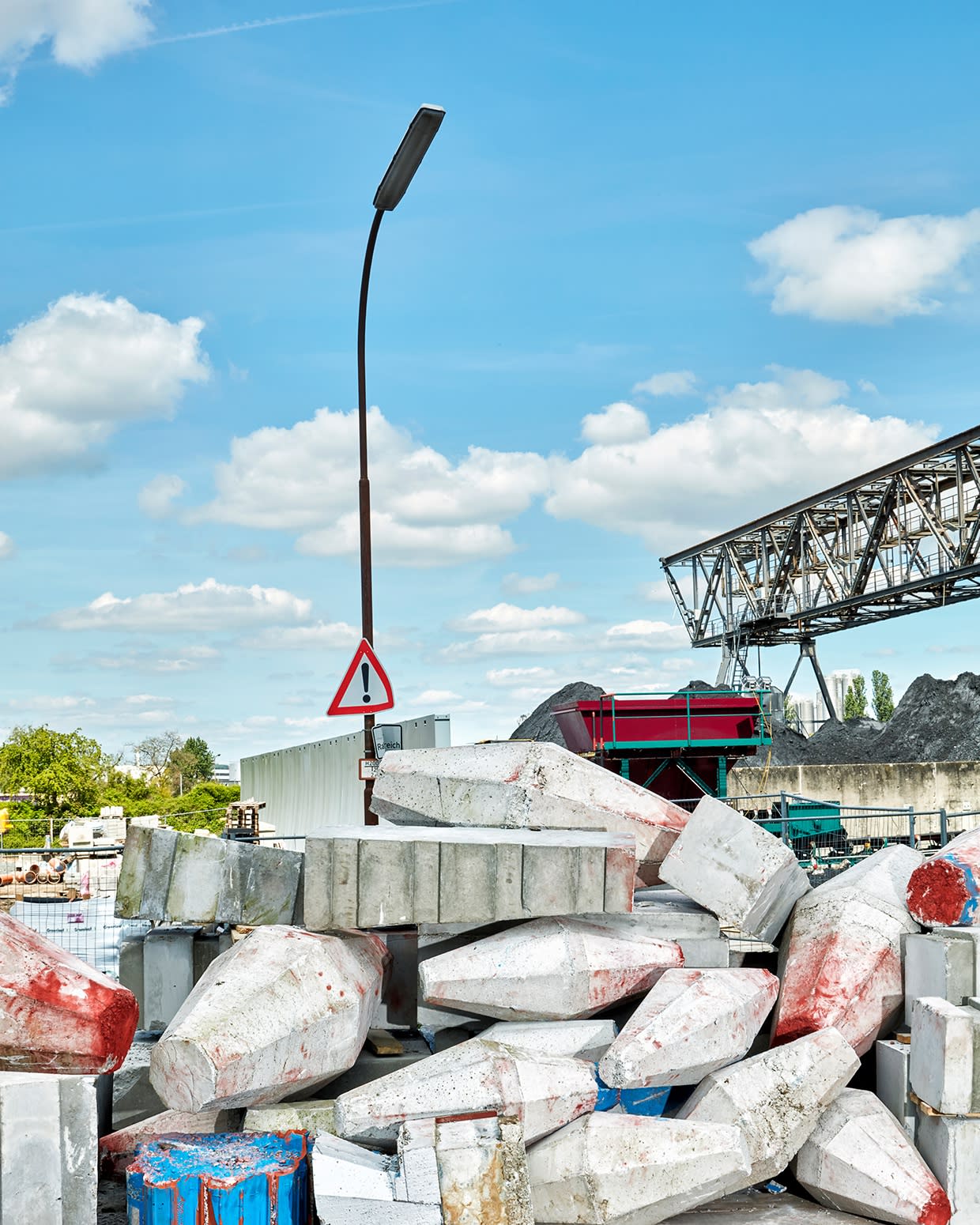 Jan De Cock Exhibition, Everything For You Frankfurt am Main, Sculpture Occupy Main Street