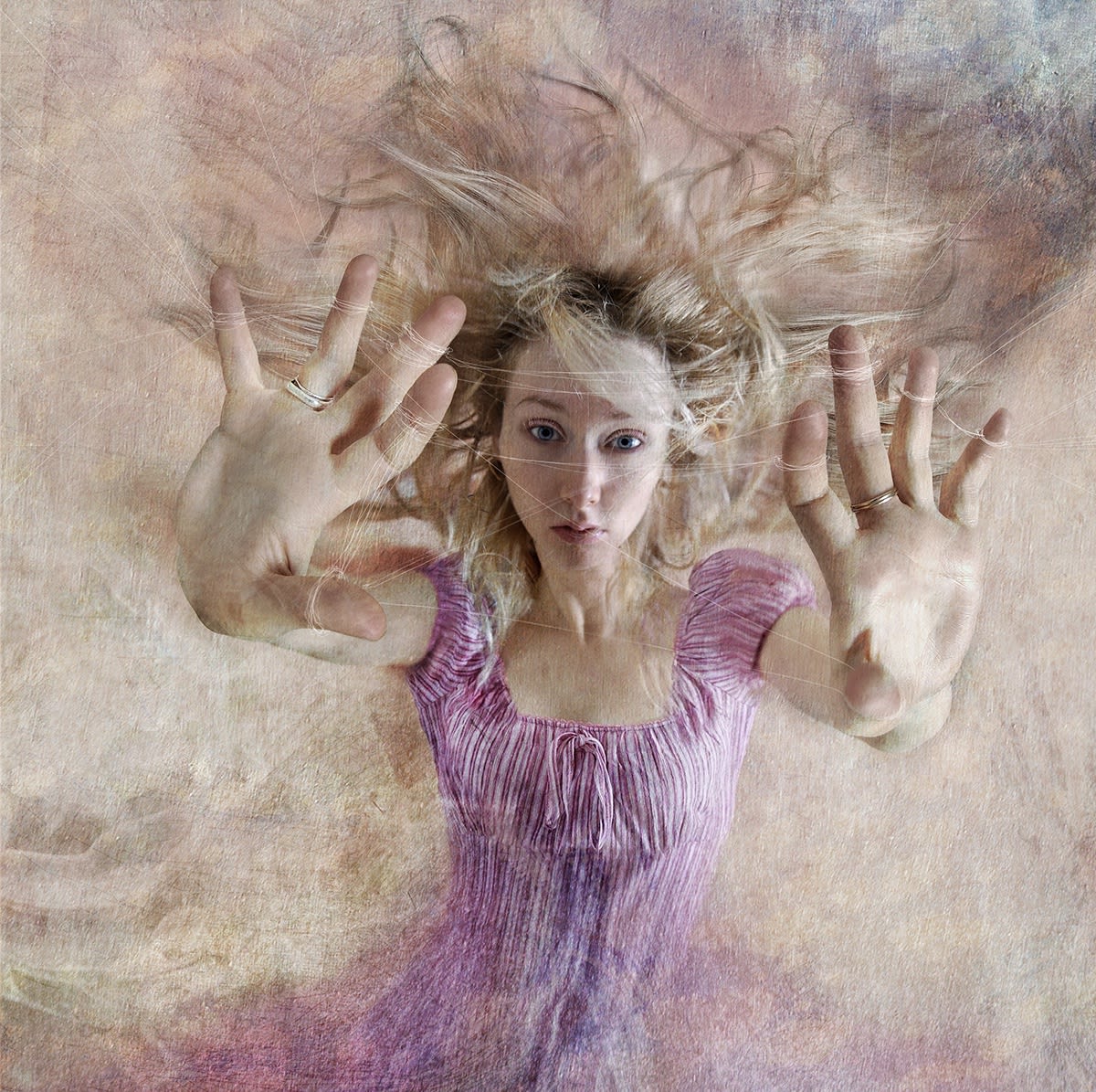 Title: Cat cradle Year: 2005 Series: Moods as dresses, dresses as moods