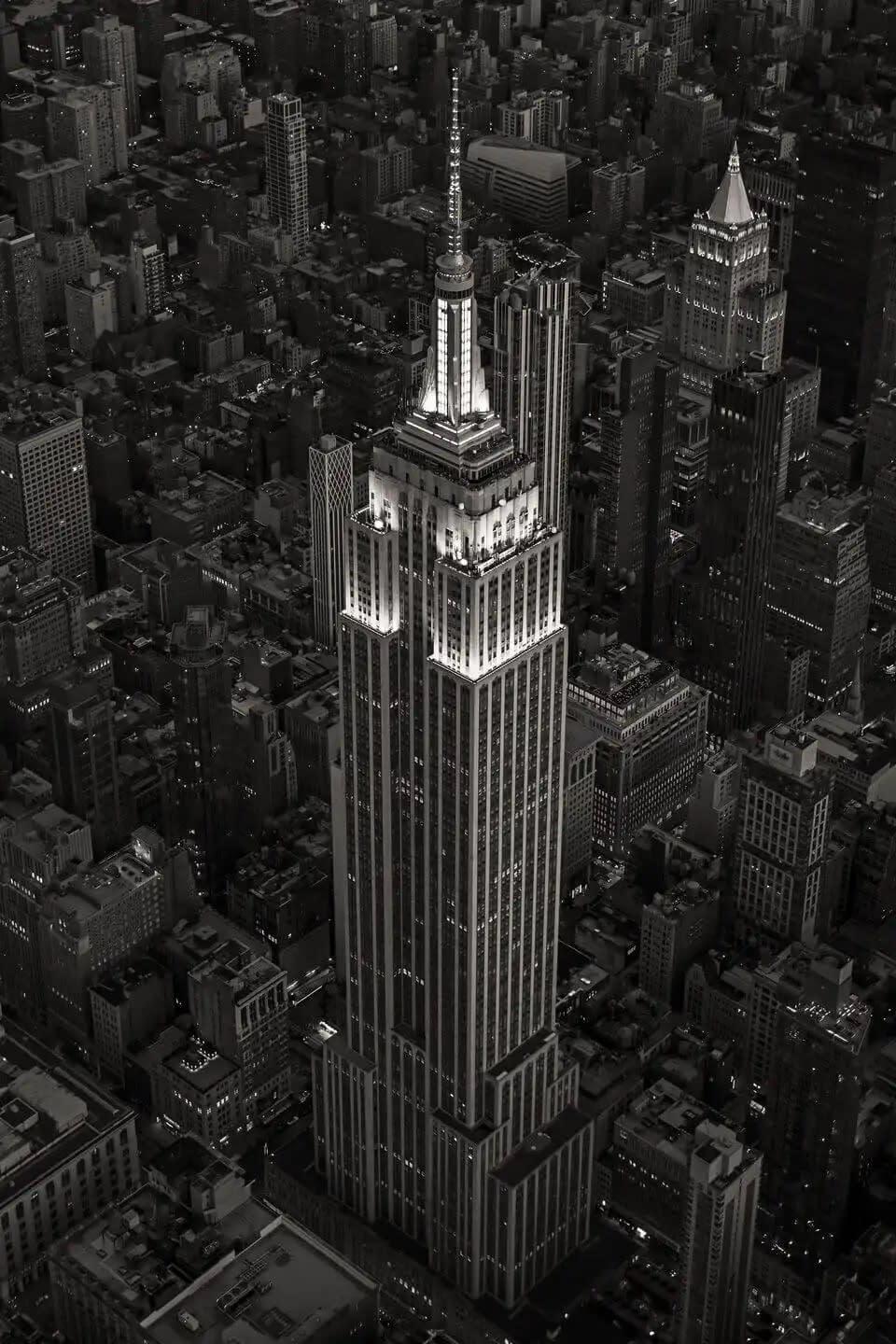 Christian Popkes Night falls on Manhattan