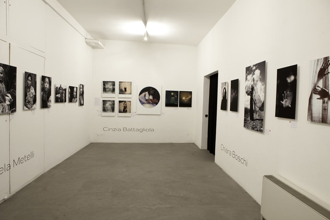 PhotograpHER - women taking photos of women