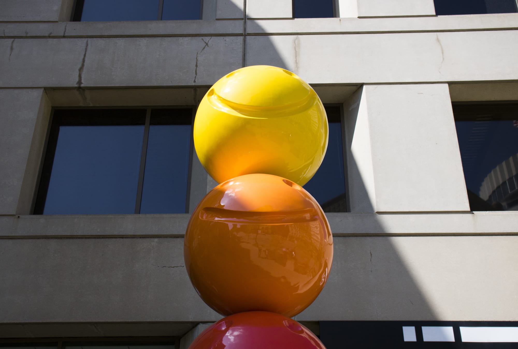 Jessica Stockholder and Tony Tasset, Sculpture Milwaukee