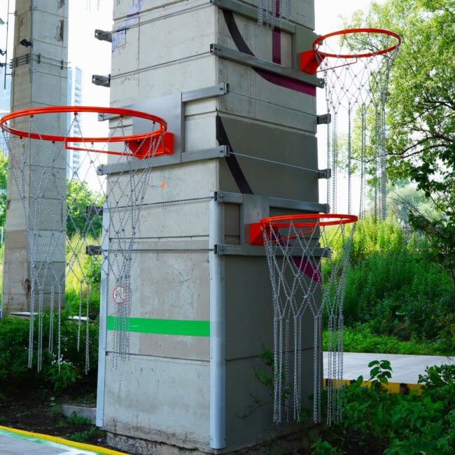 Esmaa Mohamoud: Double Dribble