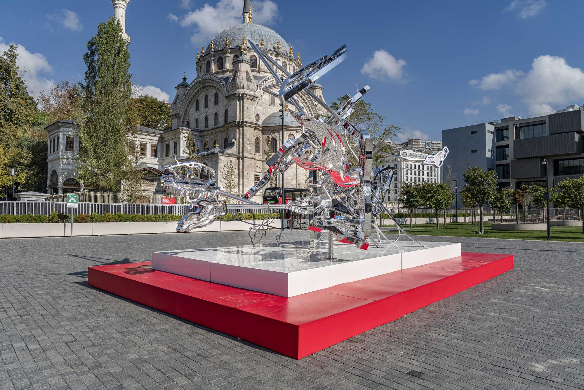 Tomokazu Matsuyama in The Istanbul Biennale