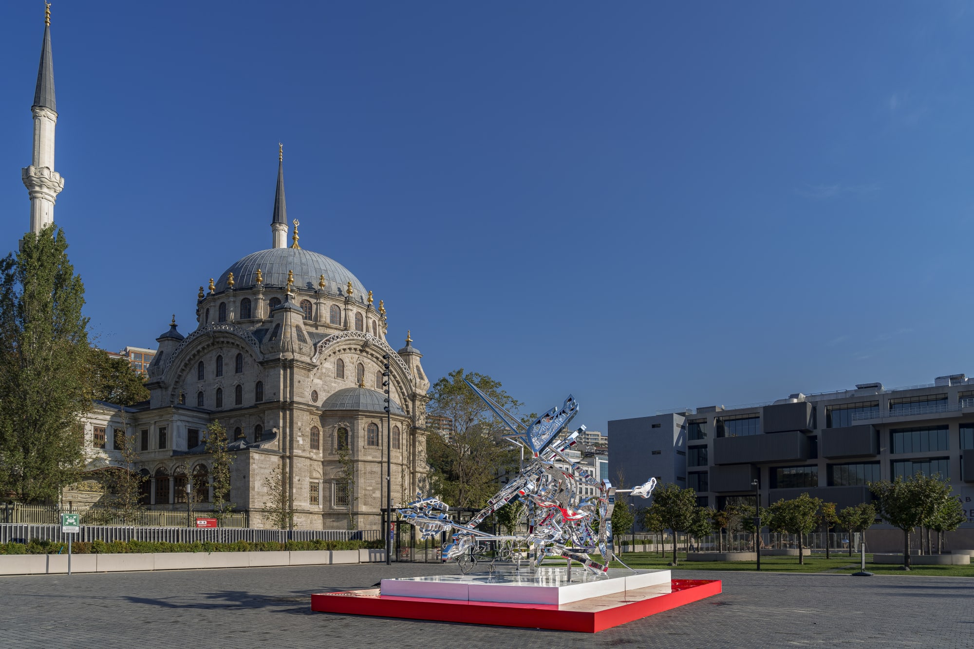 Tomokazu Matsuyama in The Istanbul Biennale