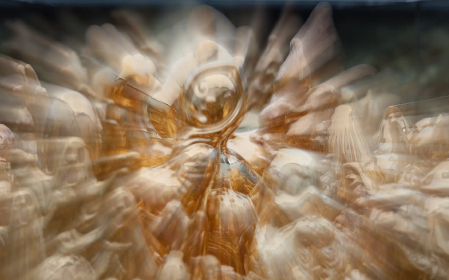 Tony Tasset, The Weight