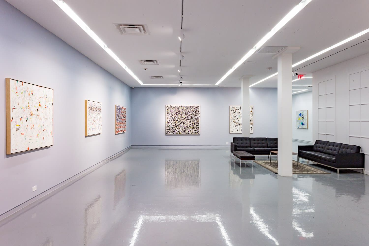 Young-Il Ahn, 2018, installation view, Kavi Gupta | 219 Elizabeth St. Photo by John Lusis.