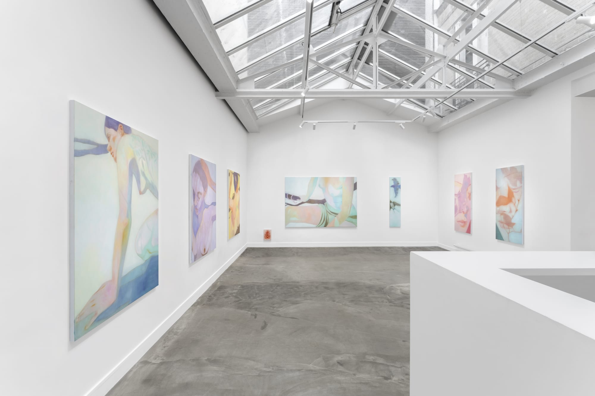 Inès Longevial, Perchée