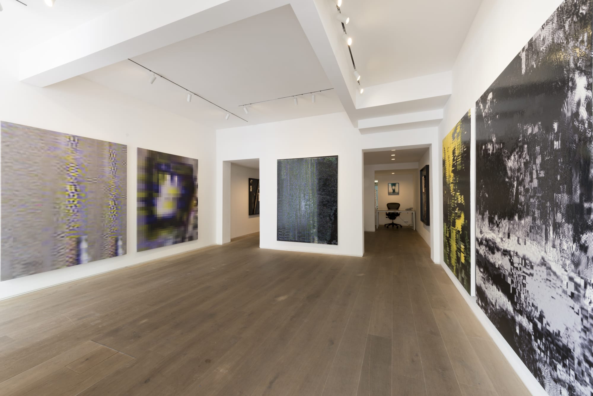 Sheree Hovsepian | Konrad Wyrebek