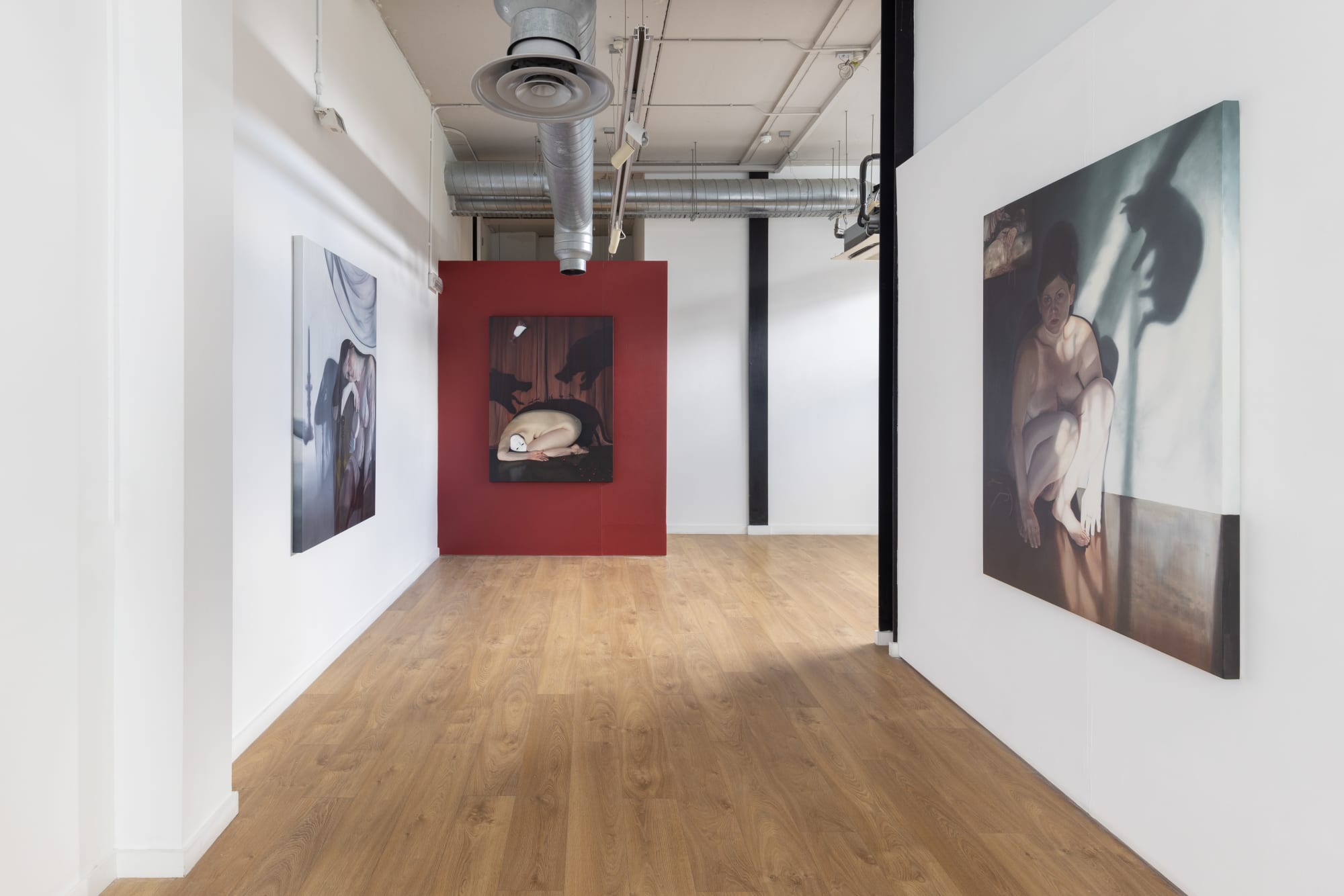 London (Tower Bridge): Shadows of Unseen Grief - Jamie Luoto