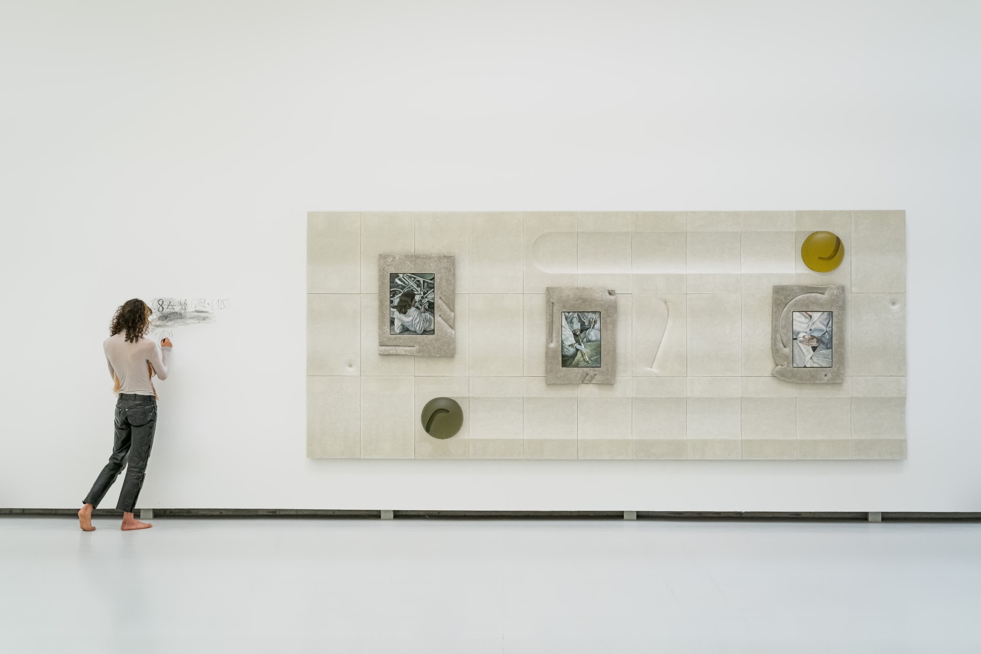 KLÁRA HOSNEDLOVÁ exhibition and performance view, Baltic Triennial 14: The Final Frontier, Vilnius, 2021