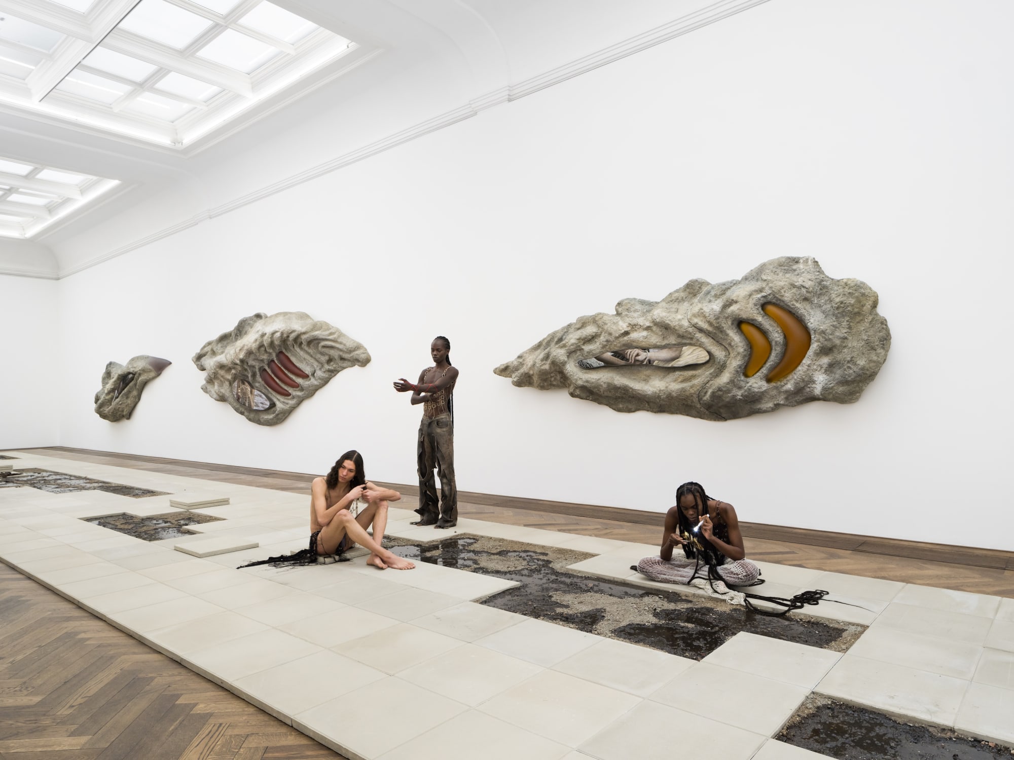 KLÁRA HOSNEDLOVÁ exhibition and performance view, GROWTH, Kunsthalle Basel, 2024