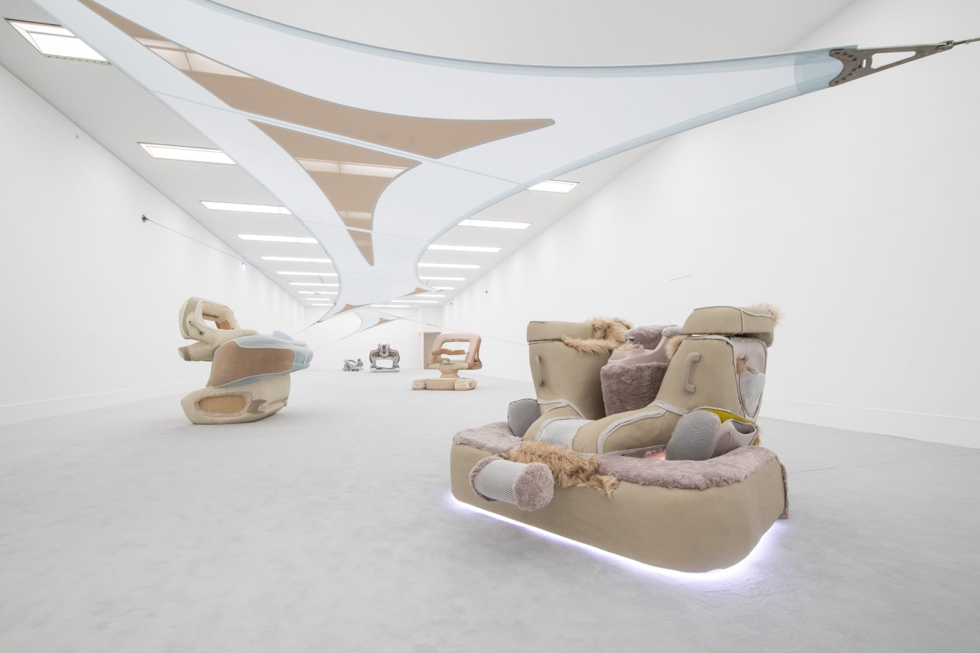 ANNA UDDENBERG exhibition view, Power Play, Bundeskunsthalle Bonn, 2019