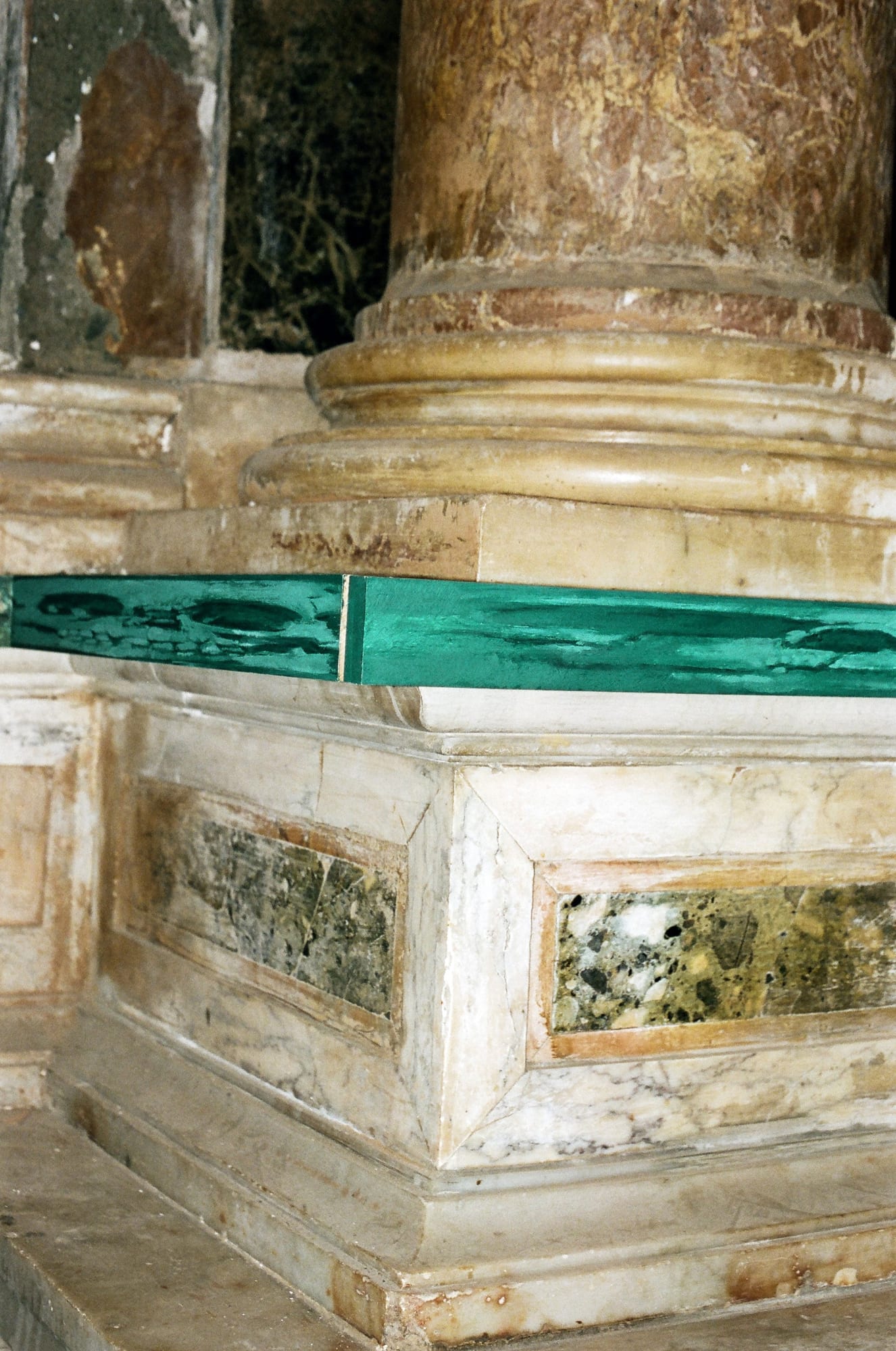 BROOK HSU installation view, Sant'Andrea de Scaphis, Rome, 2023 Photo: Alessandro Cicoria and Valeria Giampietro