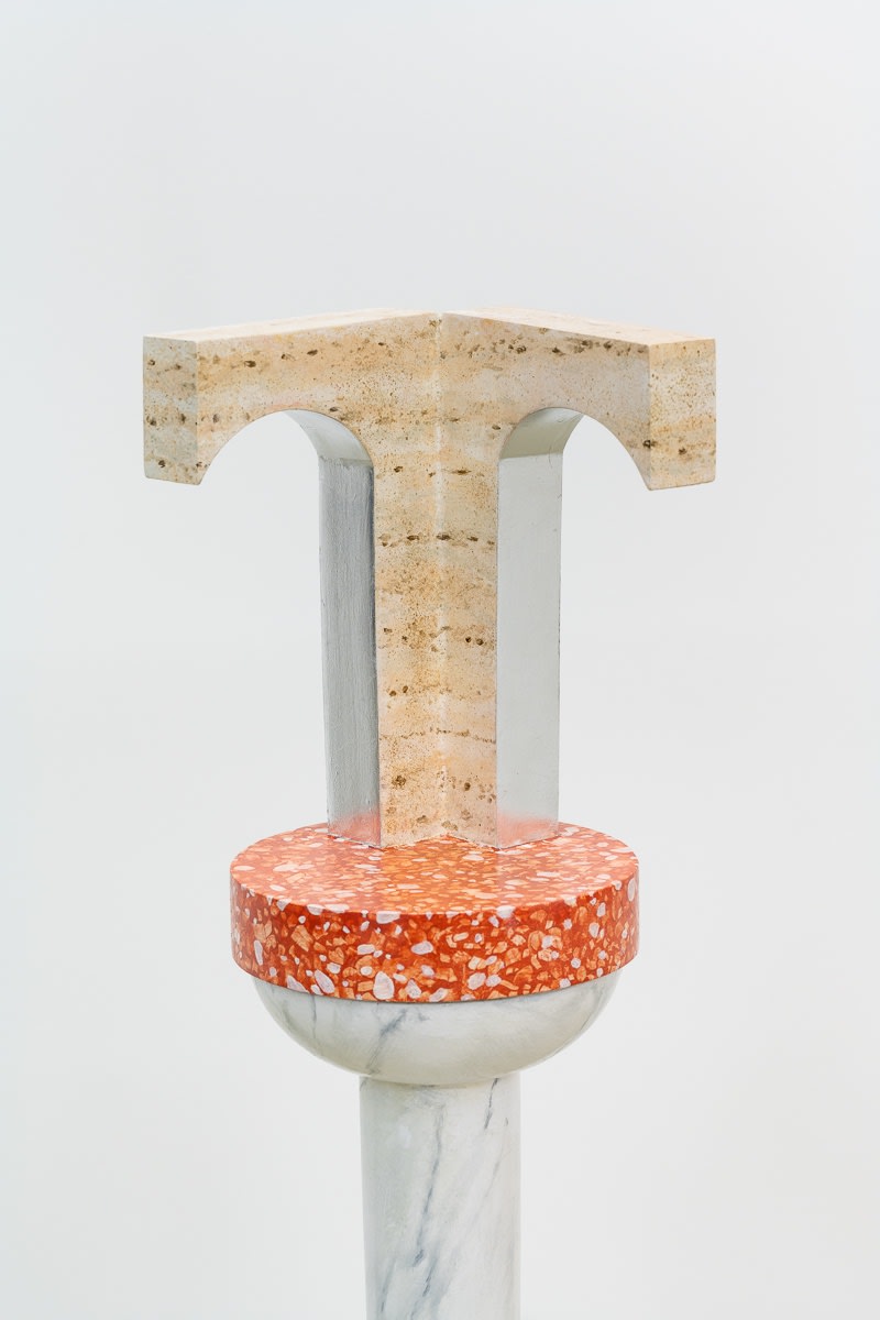 Ana Kazaroff Santa Fe 5073, 2021 Oil paint, wood, silver leaf 24 x 21.5 x 16 cm 88 x 18 x 17 cm (with a stand)