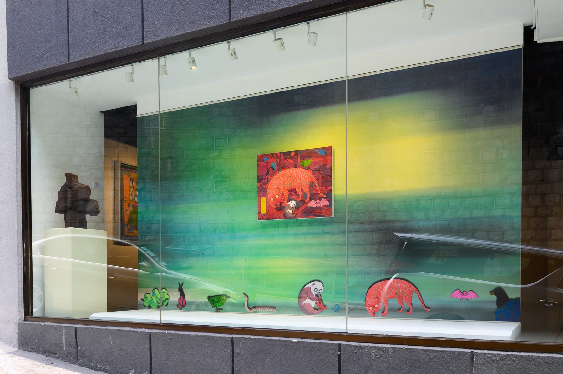 Beyond Description, Beyond Boundary - Paintings of Zhang Gong