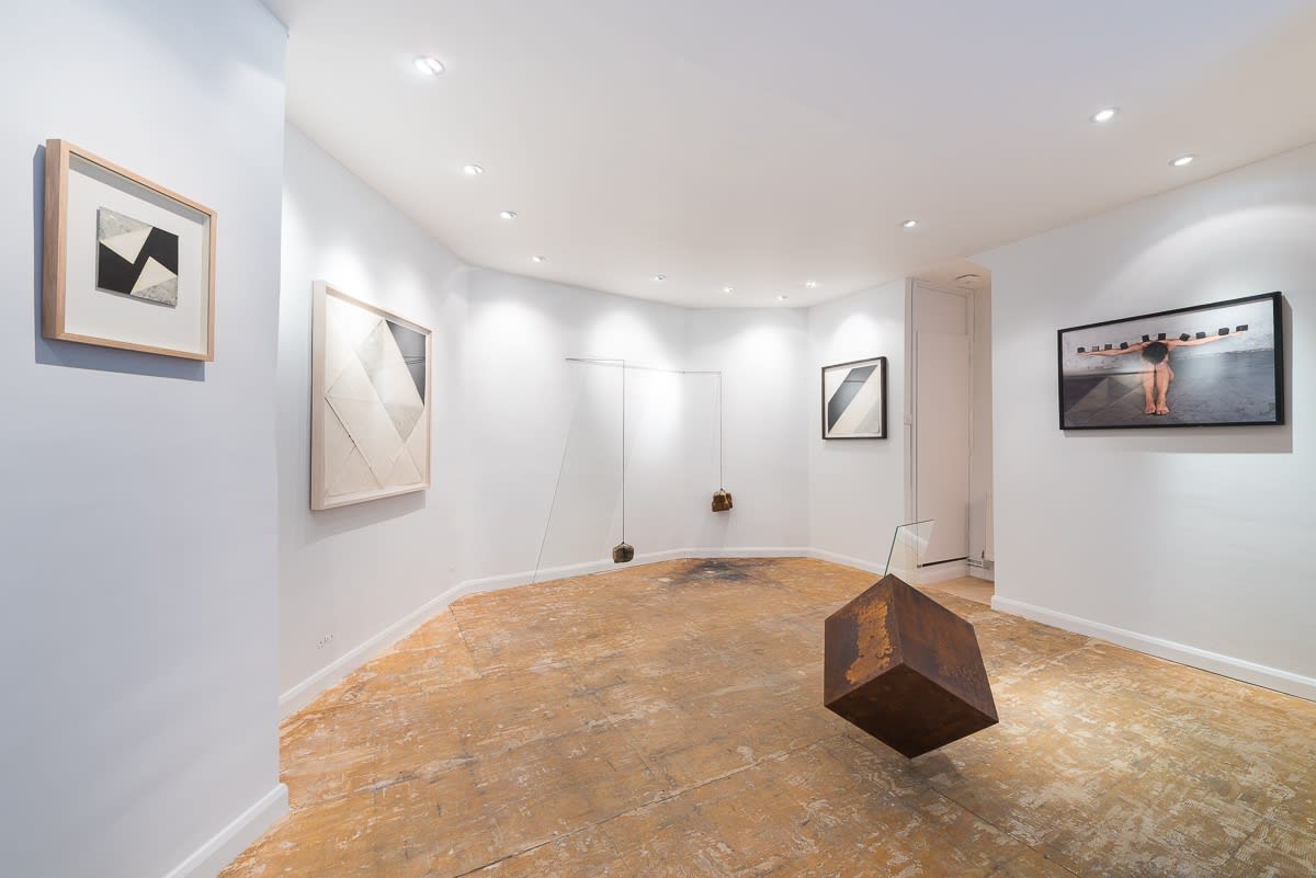 Equilíbrios EfêmerosInstallation Shot I, 2014