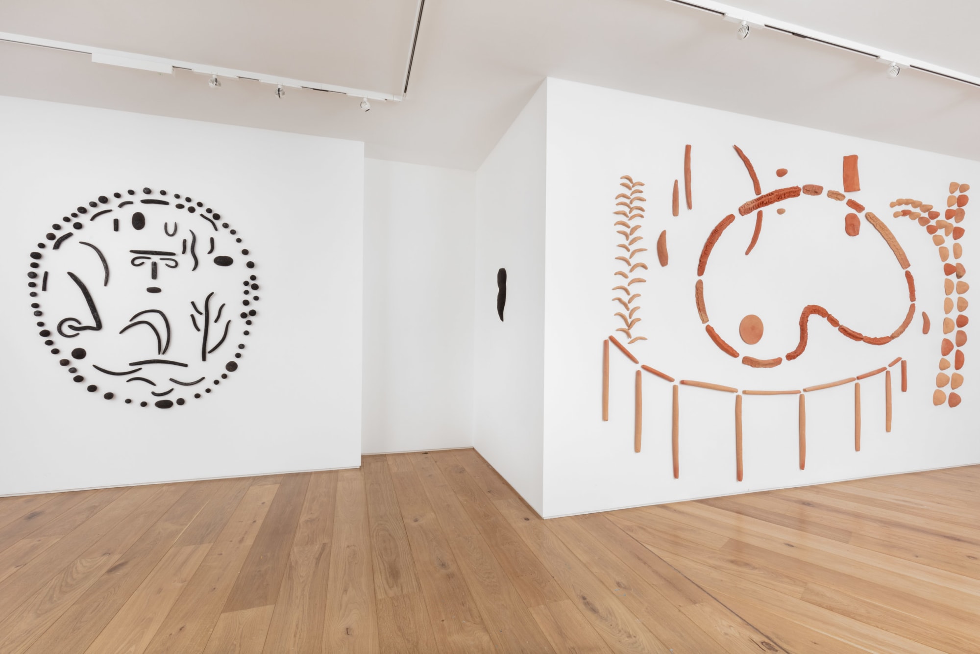 Tiago Mestre: Empire