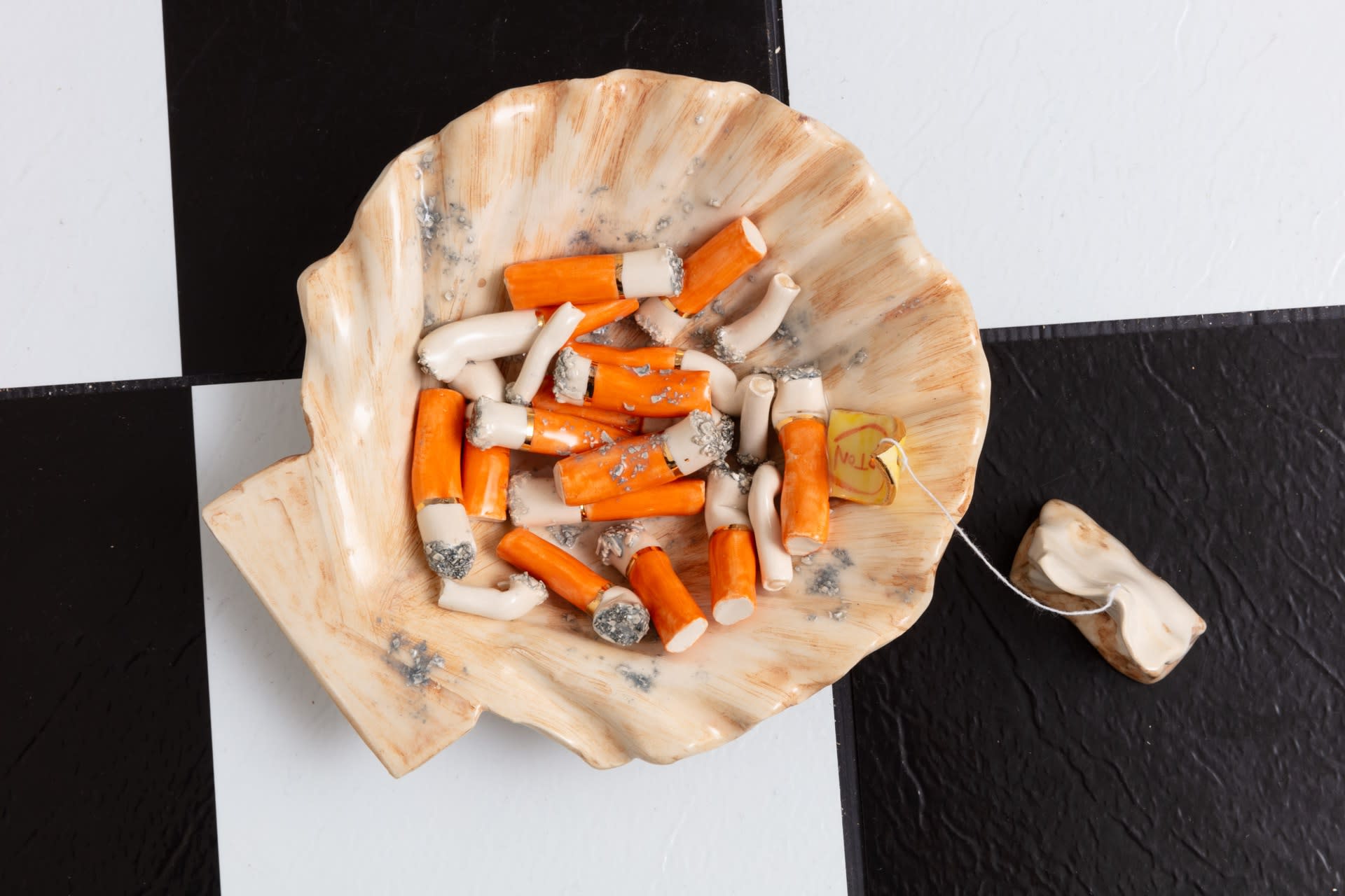 Alma Berrow To do, 2023 Earthenware