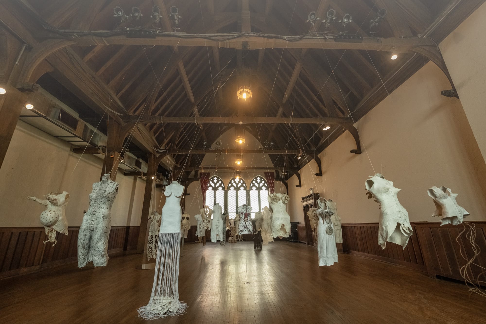 Marta Pérez García, Espacios habitados-Inhabited Spaces, an installation at Emmanuel Episcopal Church