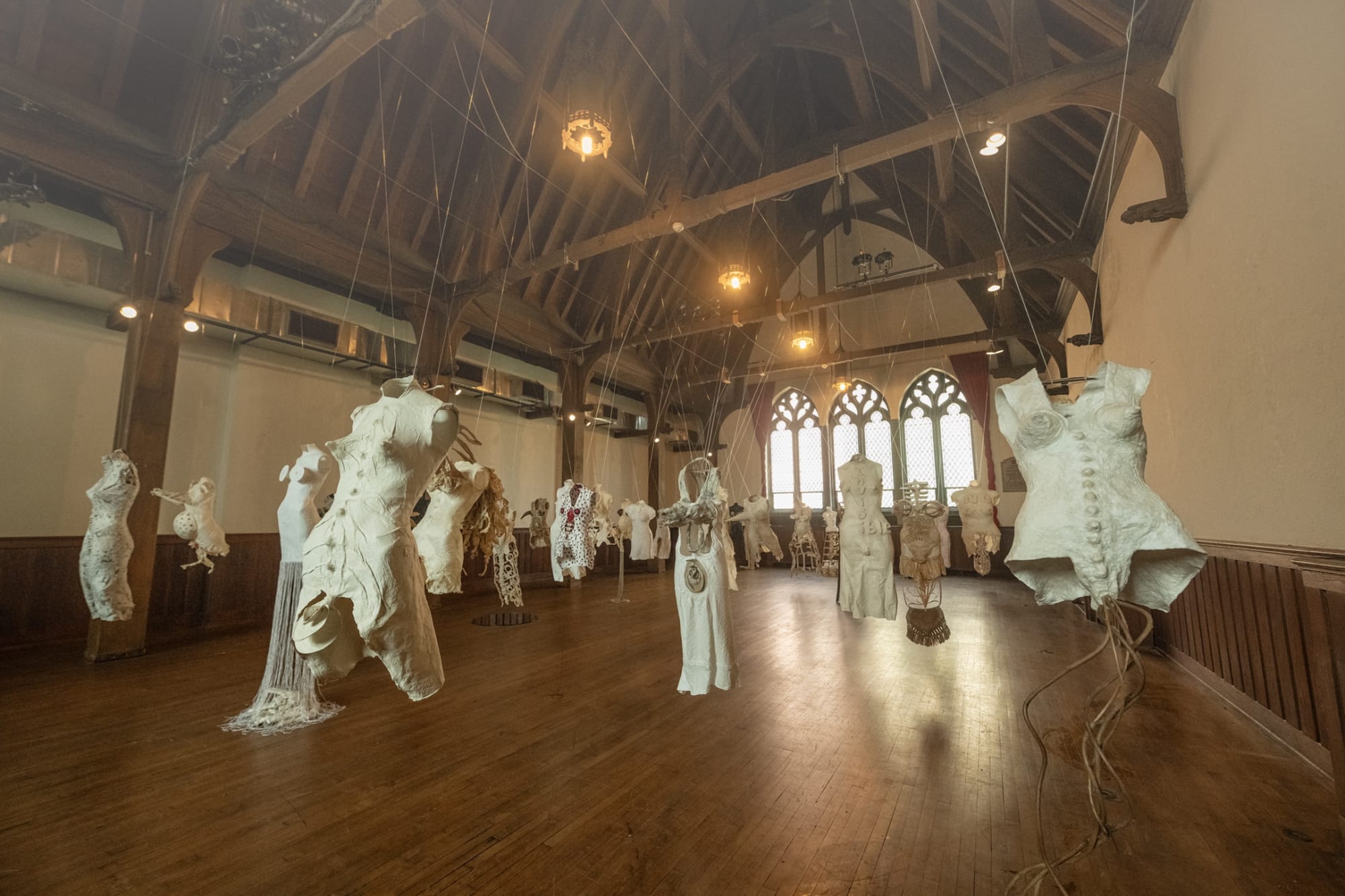 Marta Pérez García, Espacios habitados-Inhabited Spaces, an installation at Emmanuel Episcopal Church.