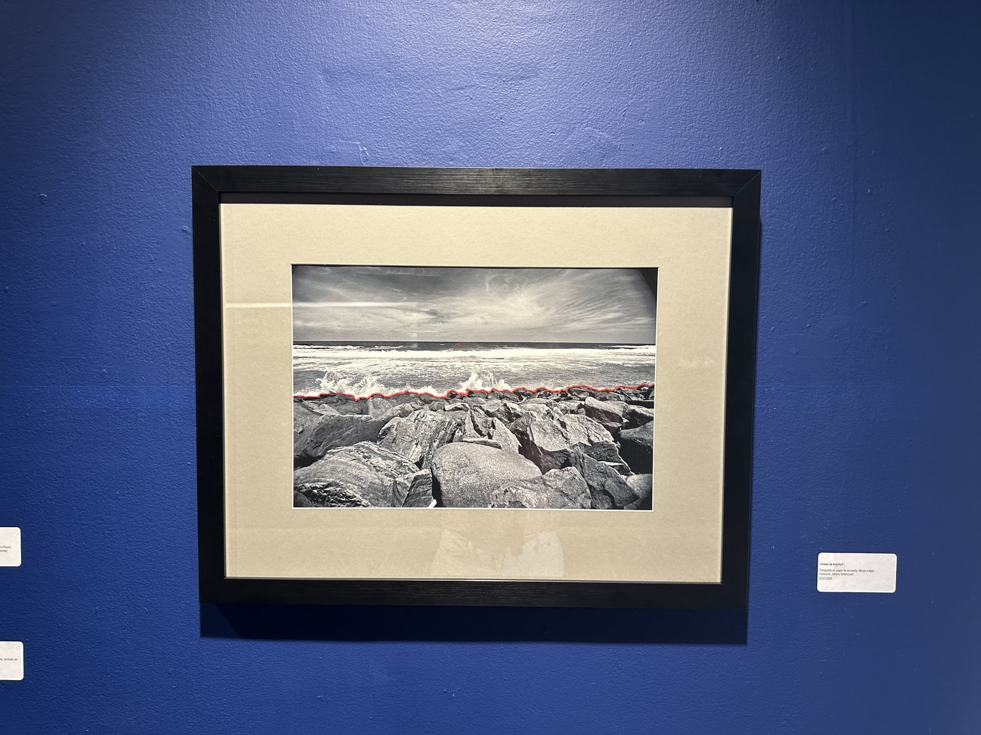 Dhara Rivera, Violencia al filo