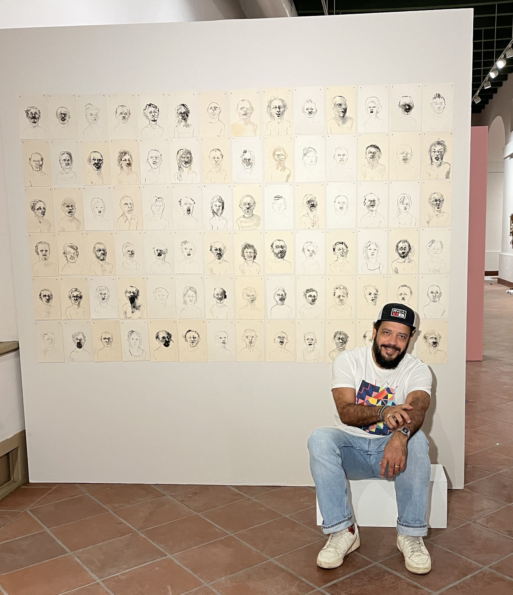 Aby Ruiz, "Sin pena ni gloria," 22 años de producción artística, (It Is What It Is, 22 Years of Artistic Production)