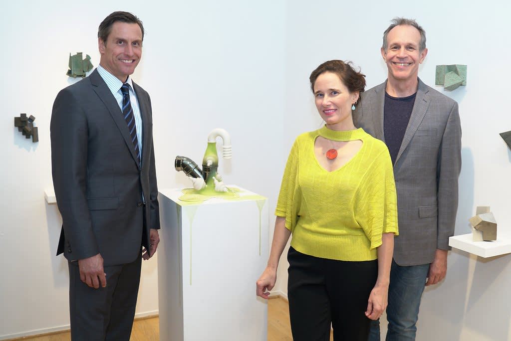 Visceral Bandwidth & Intimate Corners / Intimate Sprawl