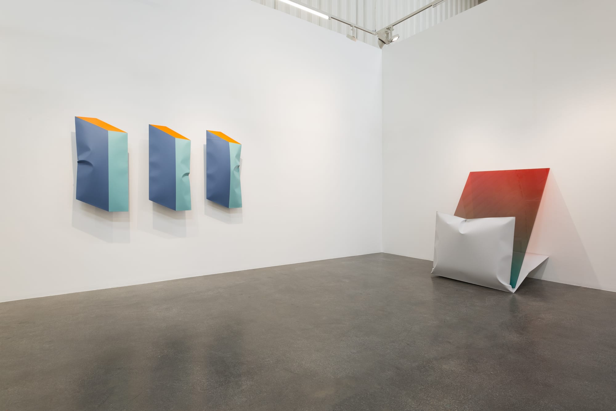 Shaikha Al Mazrou, Expansion / Extension, Installation view, 2020