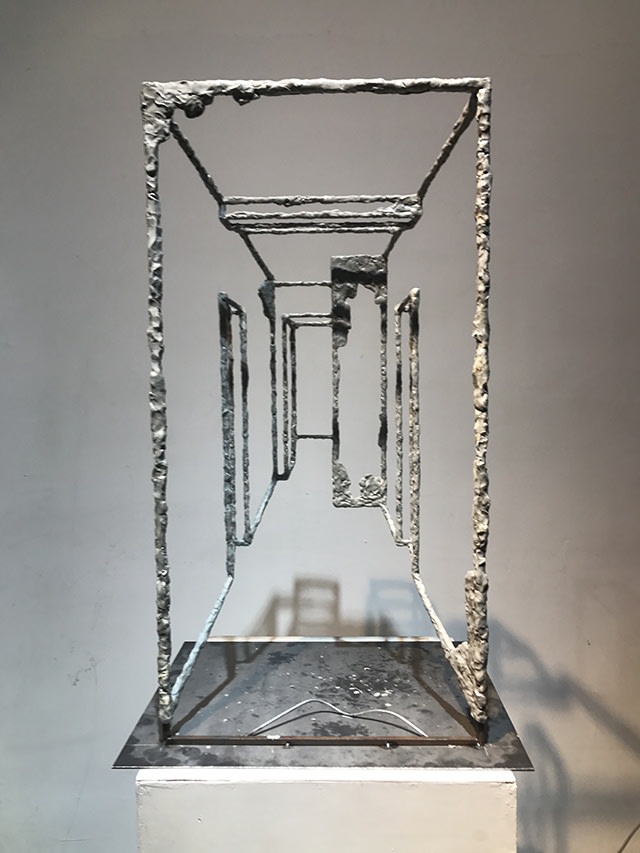 蔡磊 Cai Lei Frame 190215 ，83cm*42cm*30cm， 青铜 Bronze，2019