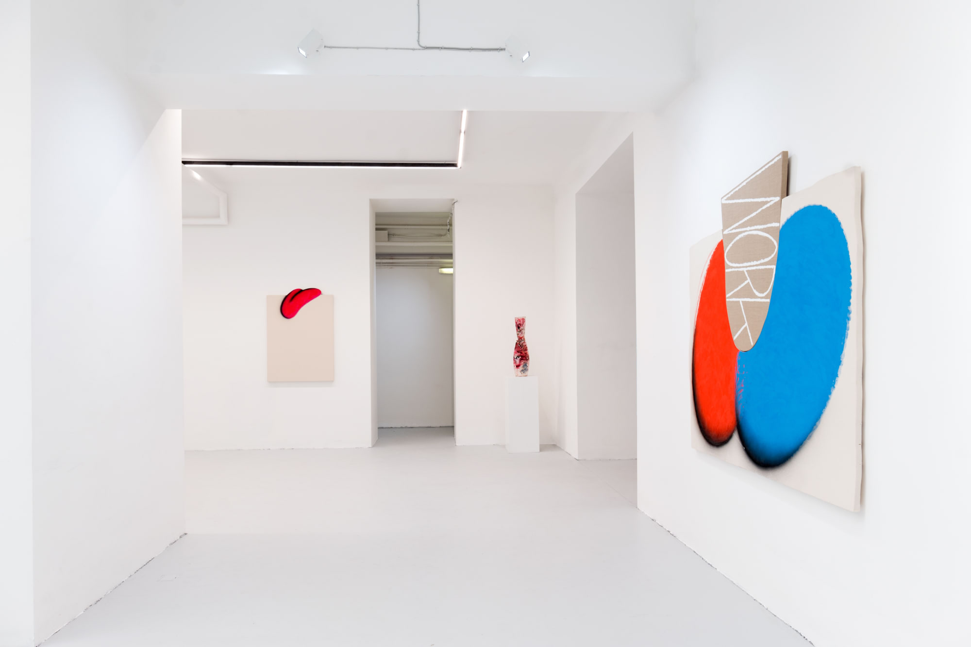 Group Exhibition I If Walls Are Trembling