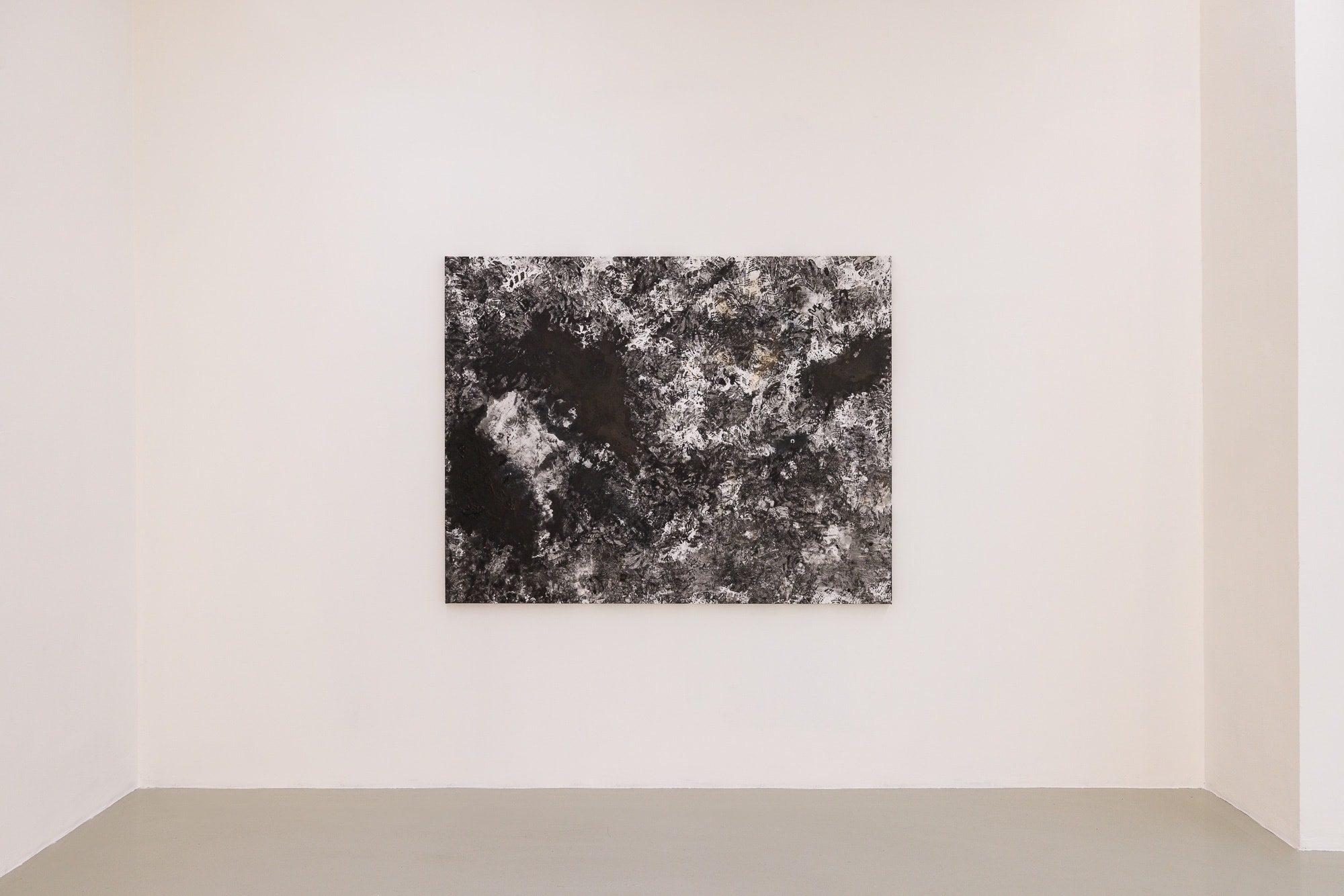 Hannah Perry, Installation View: Film Stills, 2025