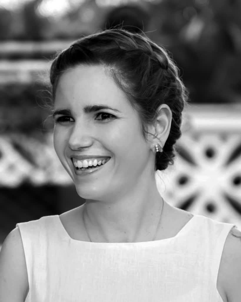 Liatna Rodriguez Lopez Associate Curator Liatna Rodríguez López earned her BA degree in Art History from the University of Havana in 2010 and brings experiences from curating and management to art expertise. Liatna co-created the successful Havana Open House project wich was a collateral offering of the 11th Havana Biennial and co-founded Cuba‘s first private gallery, El Apartamento. She collaborated with various independent spaces in Havana, helping them in their emergence and positioning in the island‘s art scene. Now she's curating for Bode in Cuba, Havana.