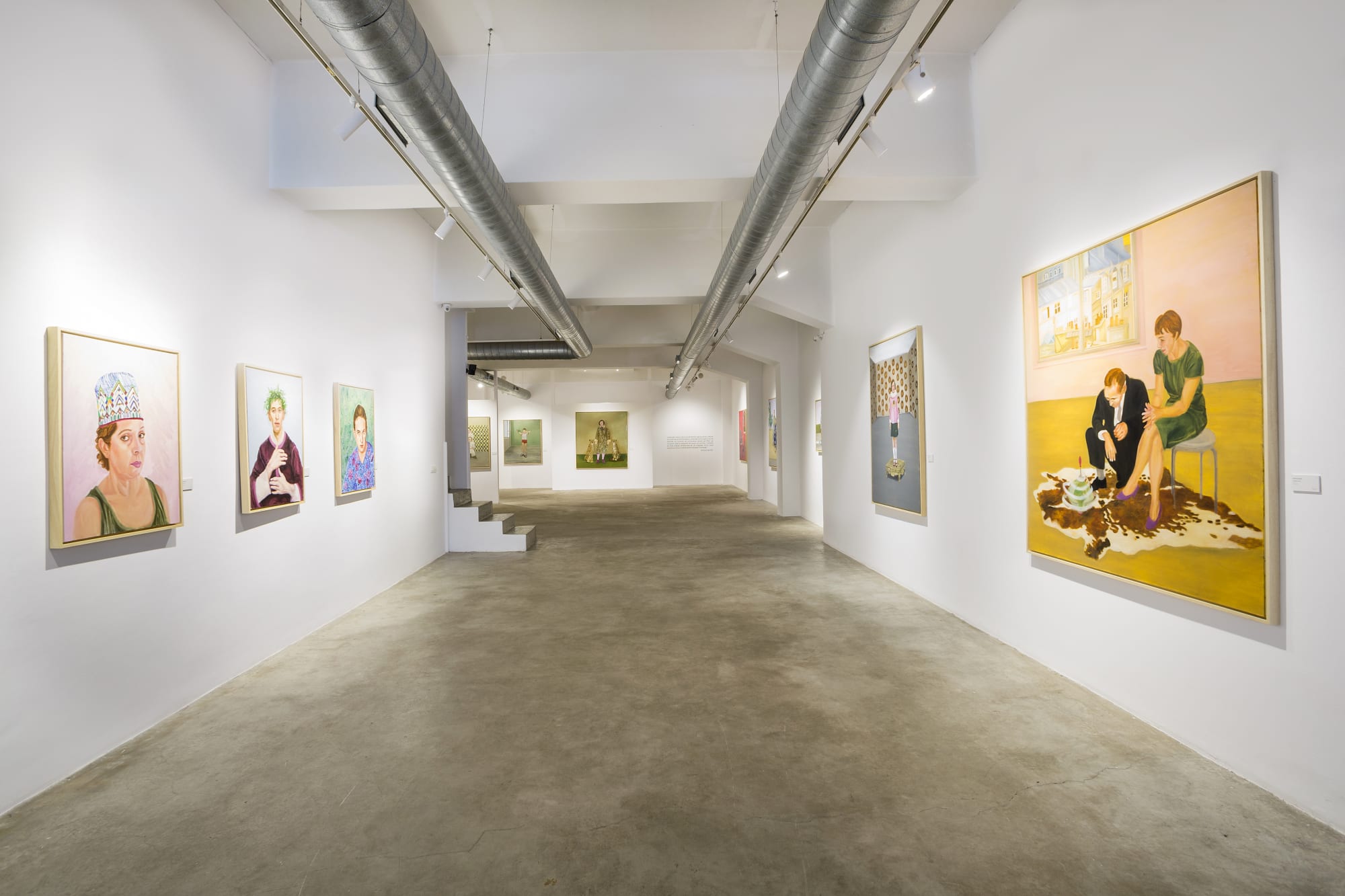 Solo Show Amina Rezki | Photos de Famille