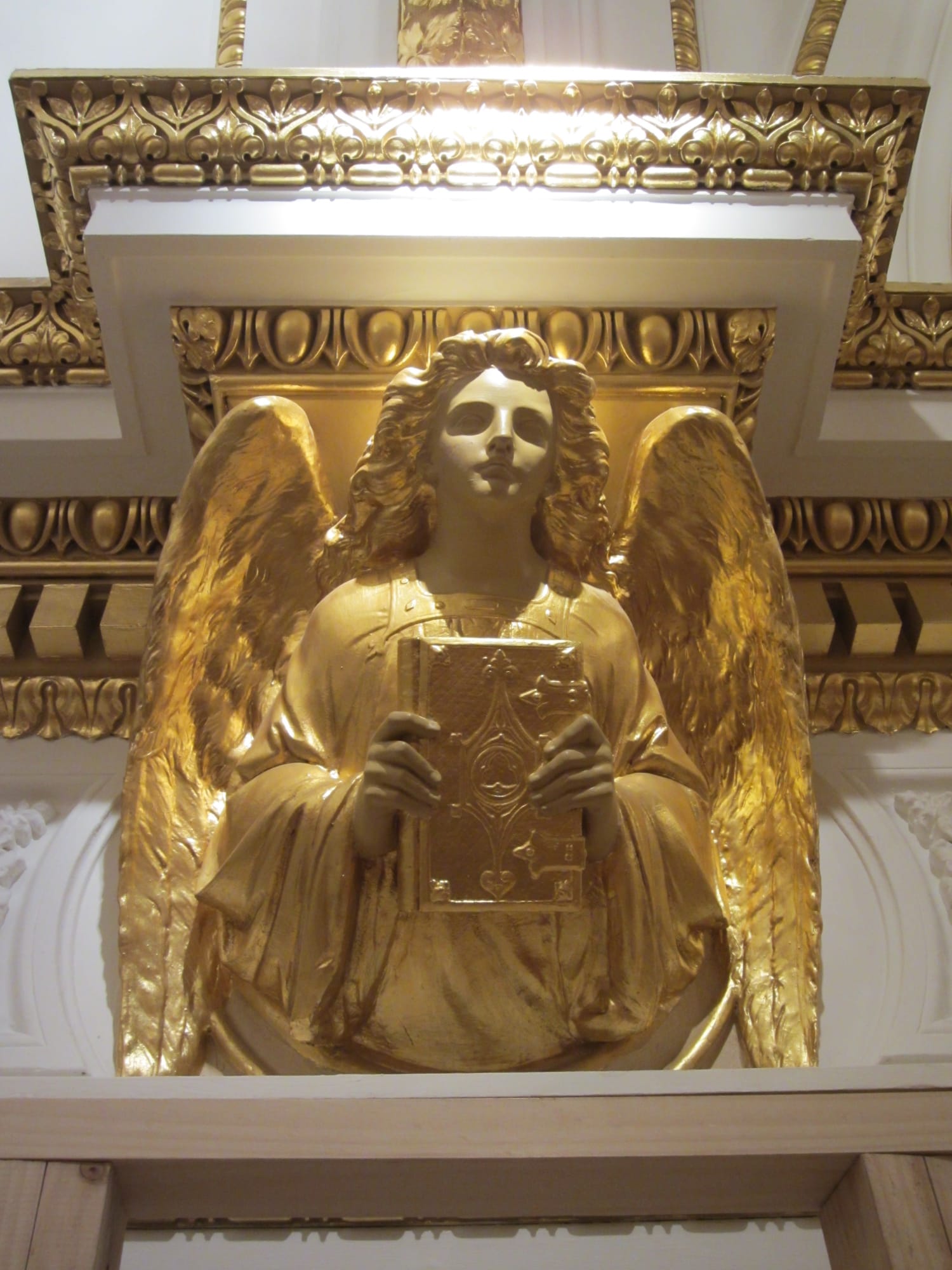 Anne Desmet's Royal Academy Angels