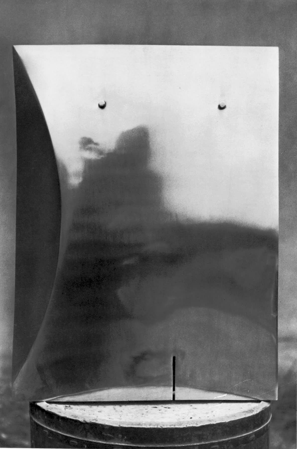 Nudo virile / Nudo, 1973, bronzo lucidato 1/7, cm 65x50