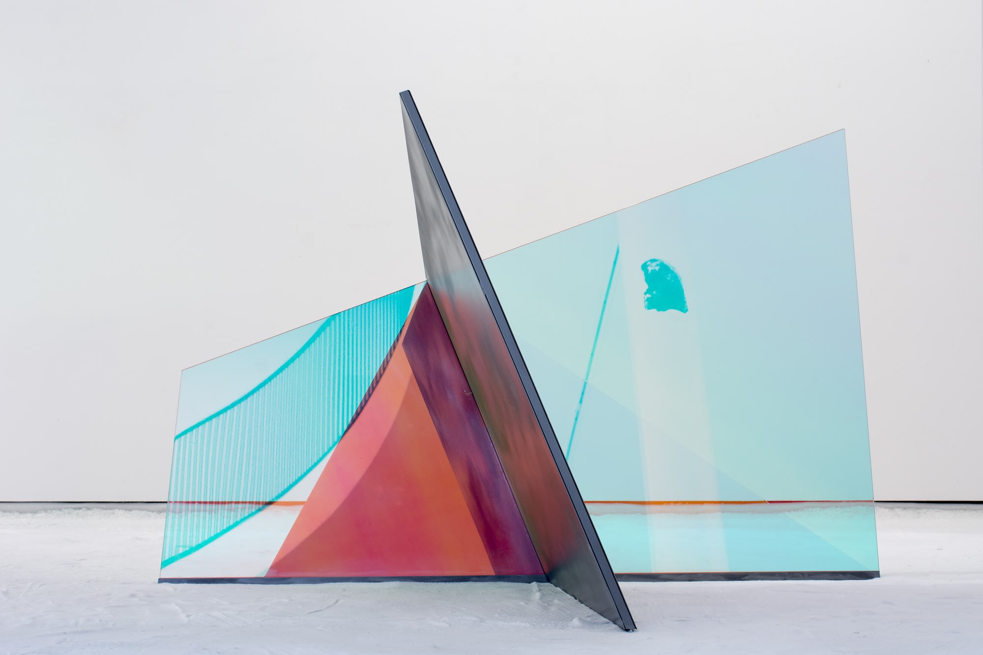 Piano Piano Leila, 2017, ferro zincato, cromo liquido, vetro temperato e pellicola, cm 206x212x138 h