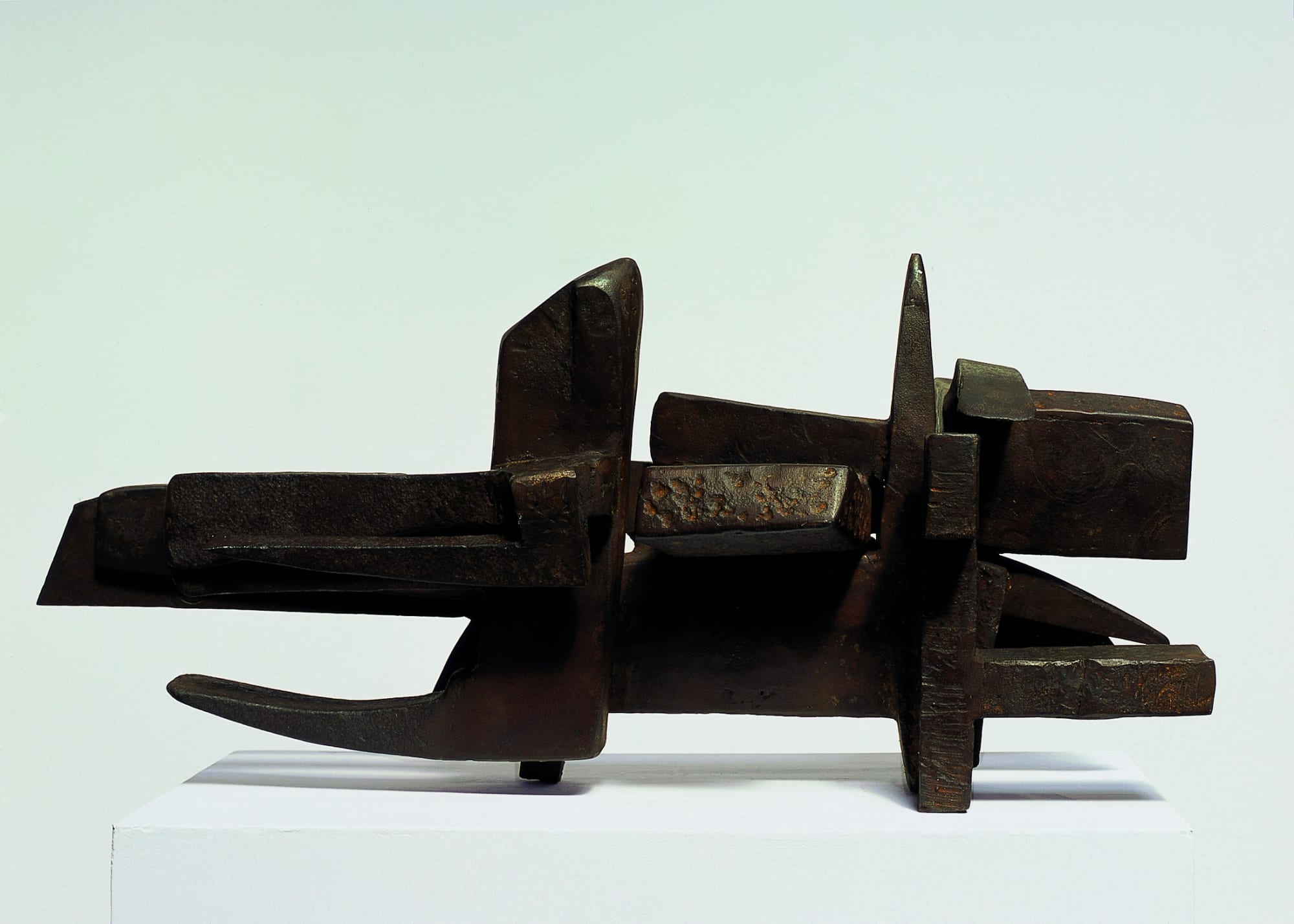 Opus 26 Roma, 1958, ferro forgiato e saldato, cm 35x19x21