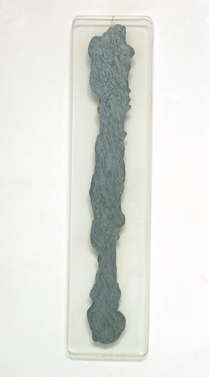 Plexiglas, 1969, pittura ad alta percentuale di metallo su plexiglass, cm 93x22,5