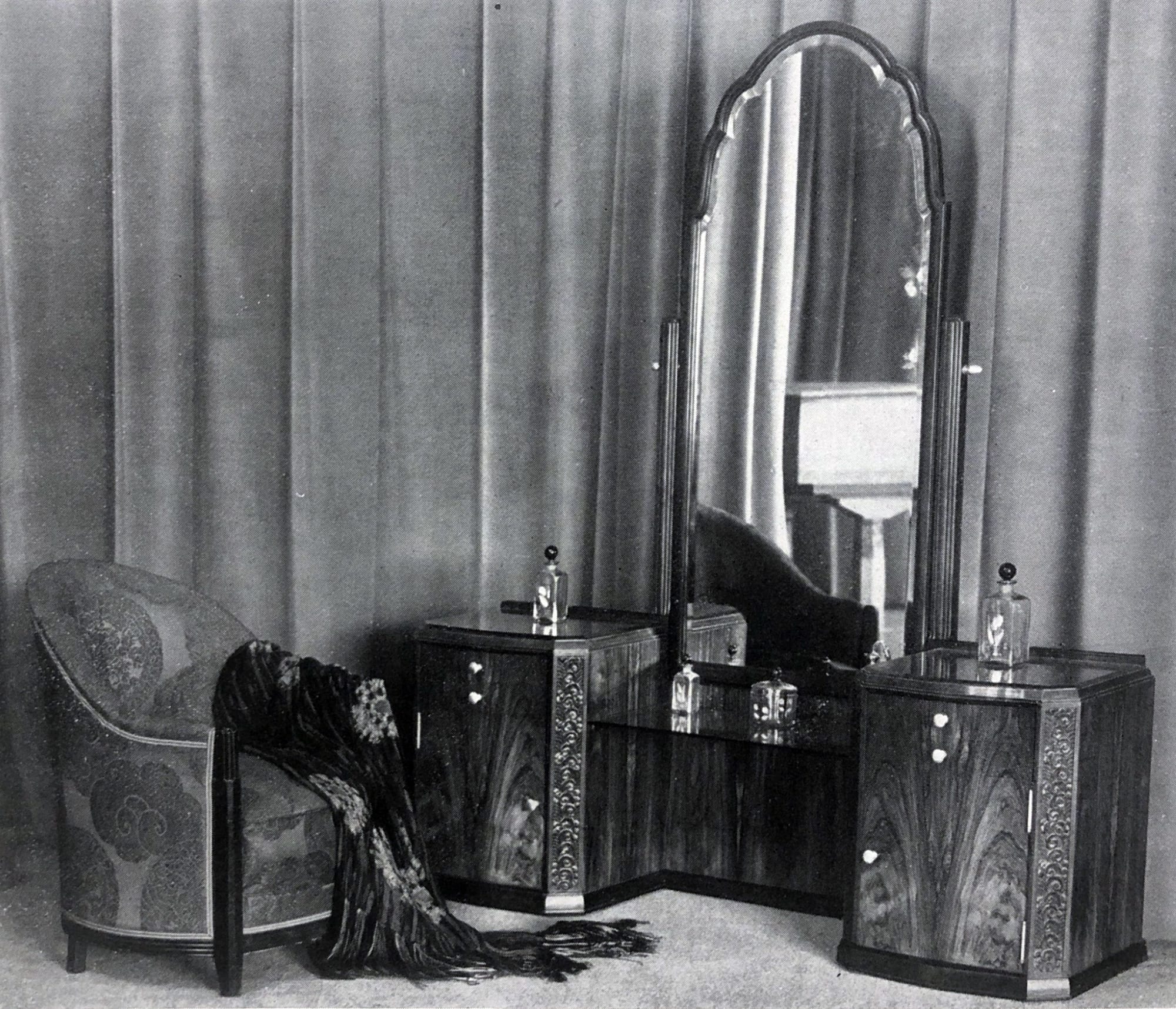 Art Deco furniture by DIM Paris, 1925