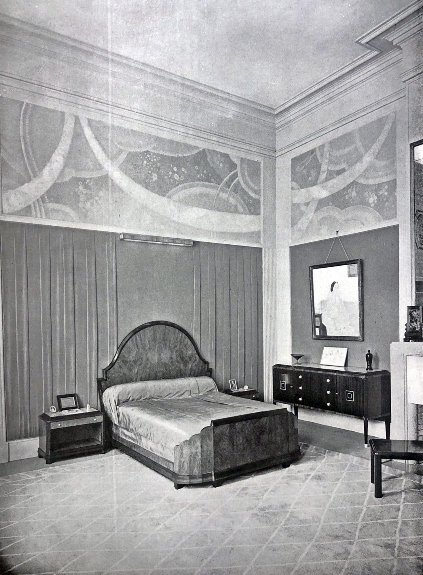 Art Deco master bedroom by DIM. Paris, 1925