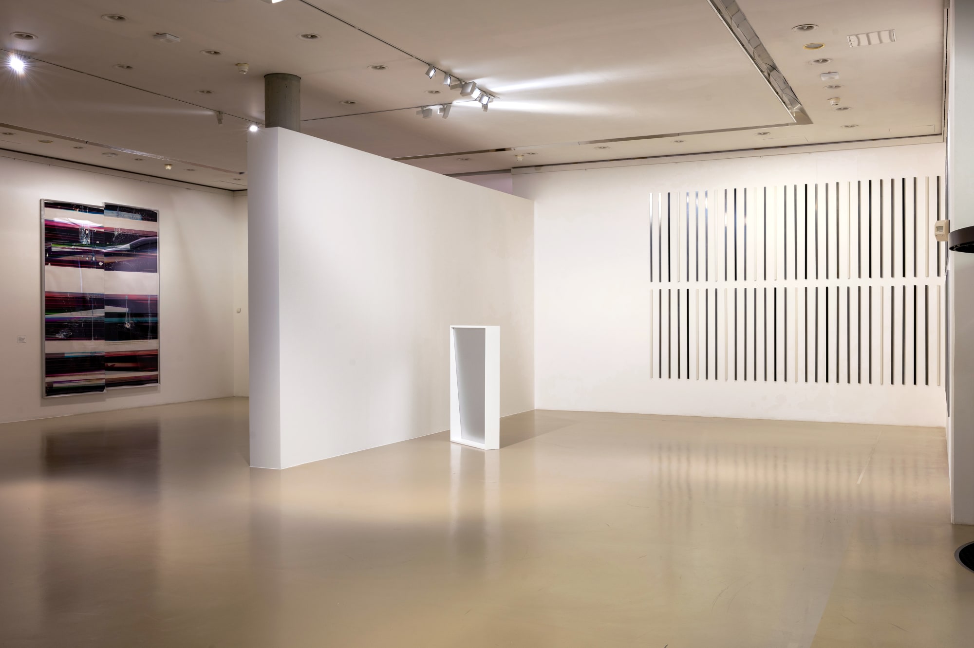 True Pictures, Sprengel Museum (2021) | Liz Deschenes, FPS (120), 2021 | Photo: Sprengel Museum Hannover, Herling / Herling / Werner