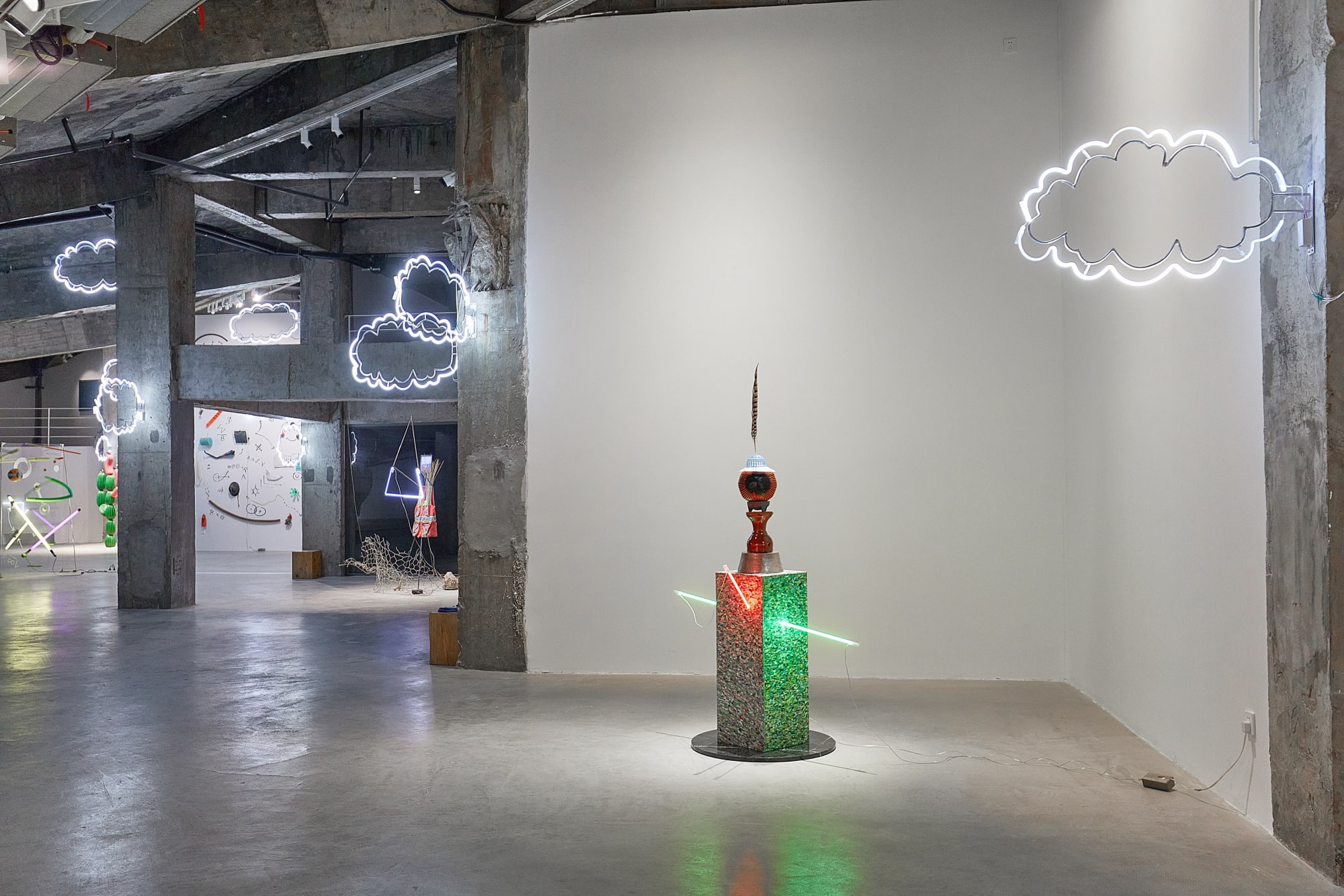 Hey! Look at me! I'm totally entangled with not-me! Beiqiu Museum, CN (2022) | Photo: Diego Argüelles