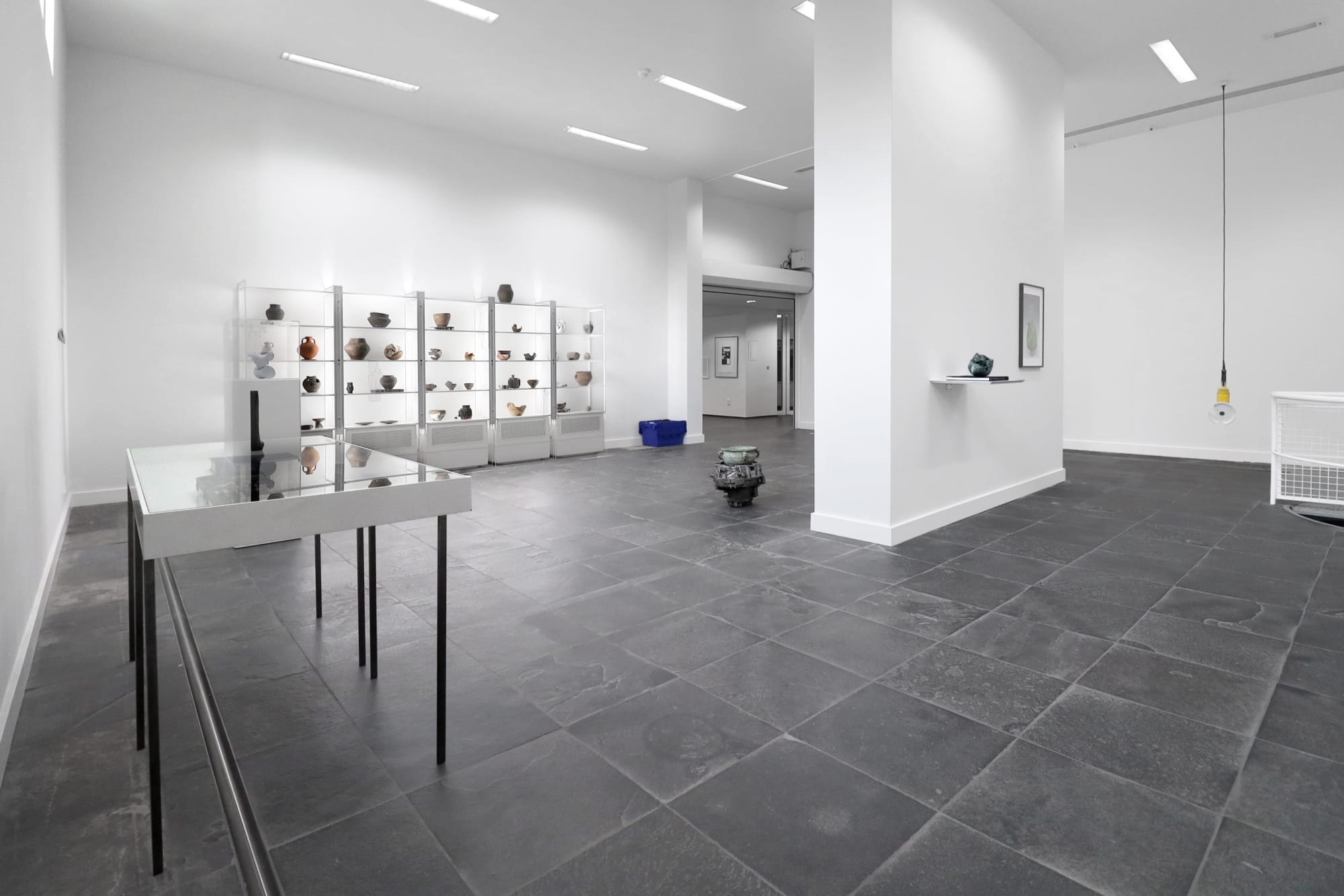 Installation view Assemblage and circulation, De Vereniging, Ghent (2021) | Photo: Josepha Blanchet