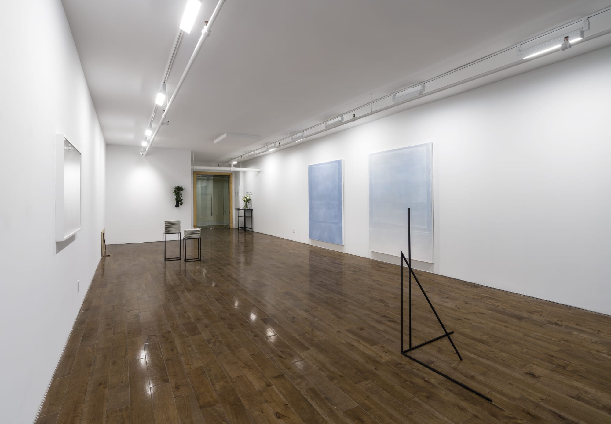 Chris Kline and Valerie Kolakis exhibition view at McBride Contemporain