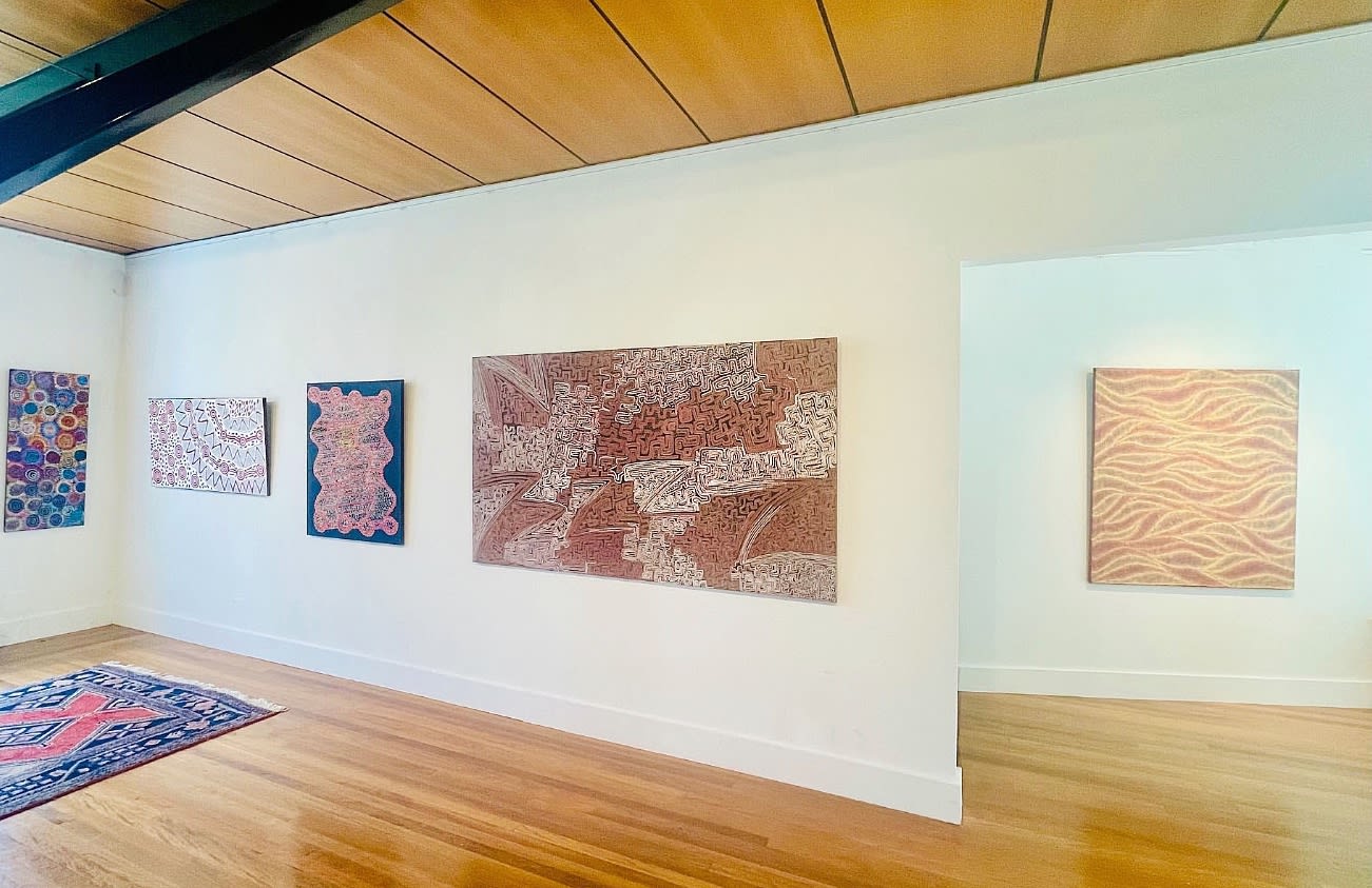 Warlukurlangu Aboriginal Artists : Celebrating 40 years