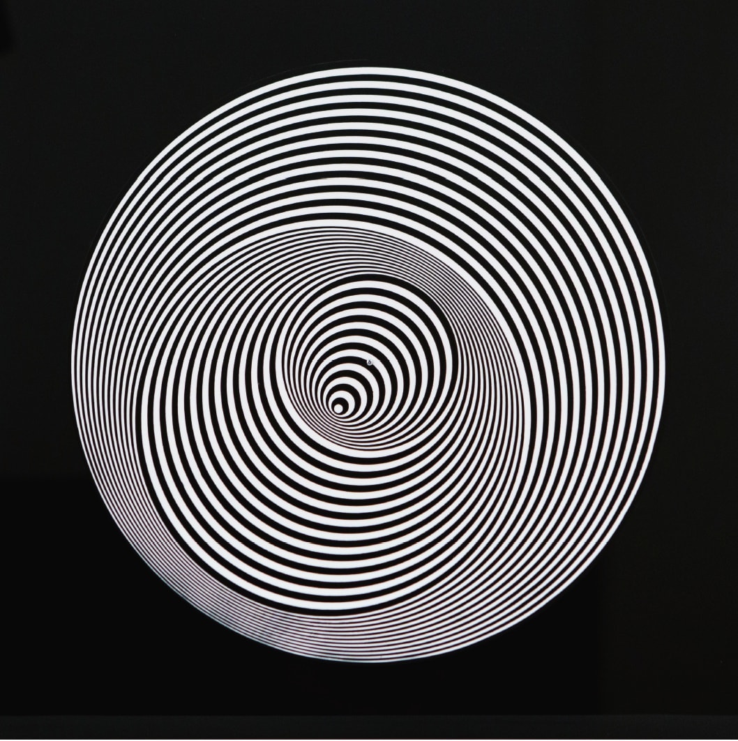 Marina Apollonio Dinamica circolare cratere II, 1968