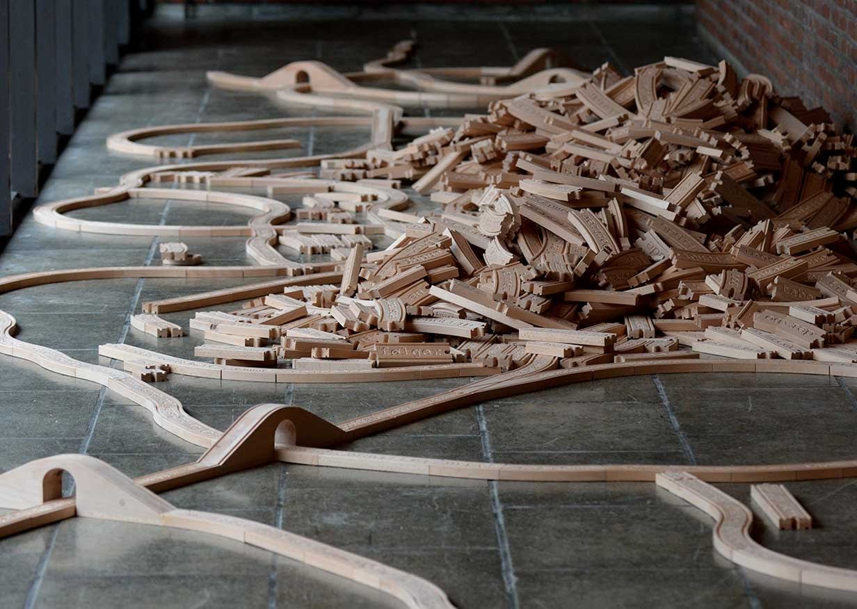 VII Biennale Herning, Socle du monde, To Challenge The Earth, The Moon & The Stars.