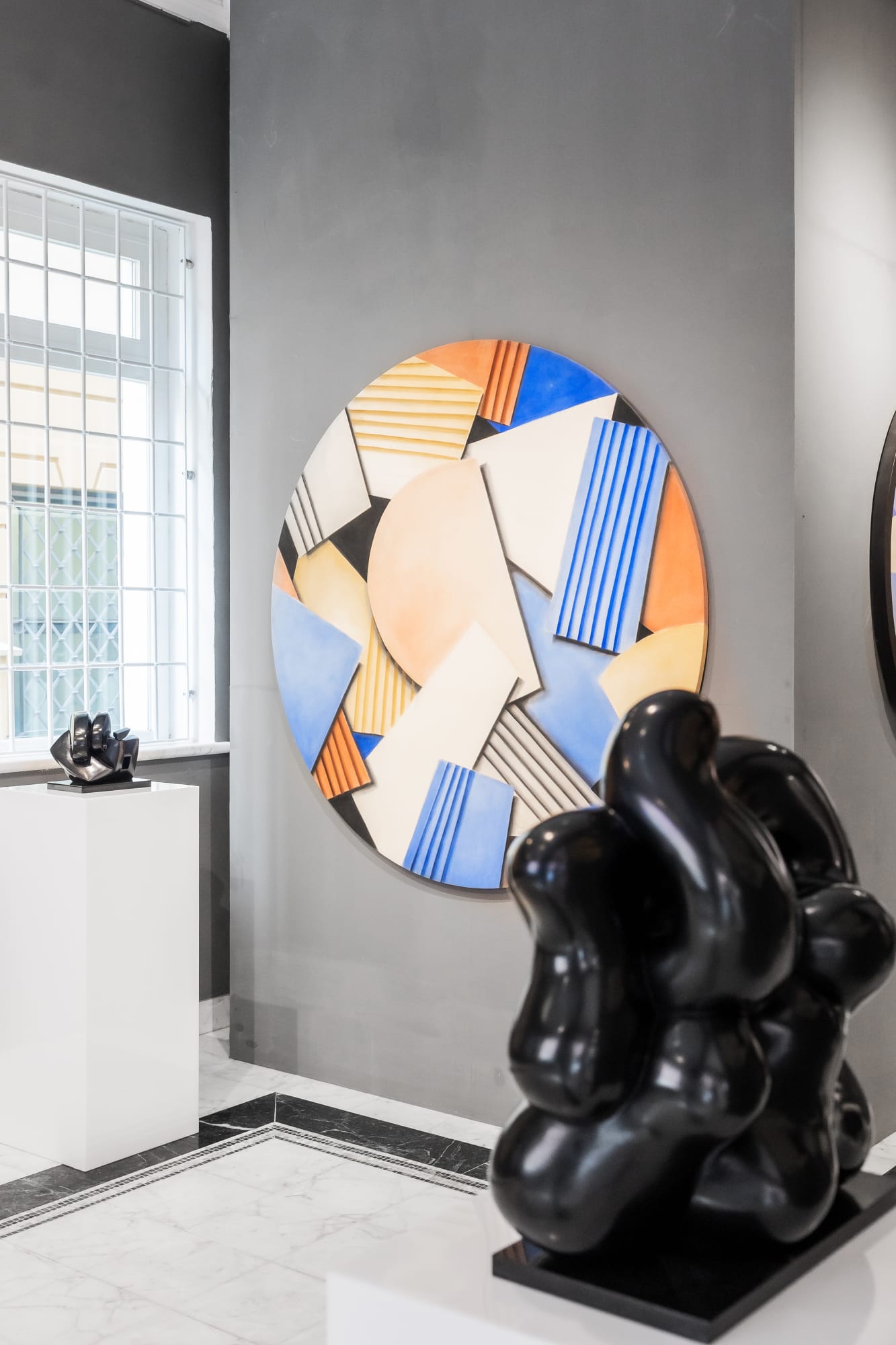 Sophia Vari: Eidos – La Forma della Felicità