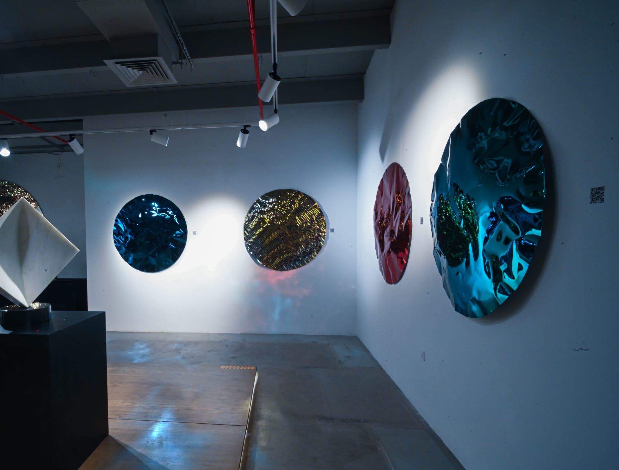 Refracted Life: Solo exhibition by Hussain Jamil