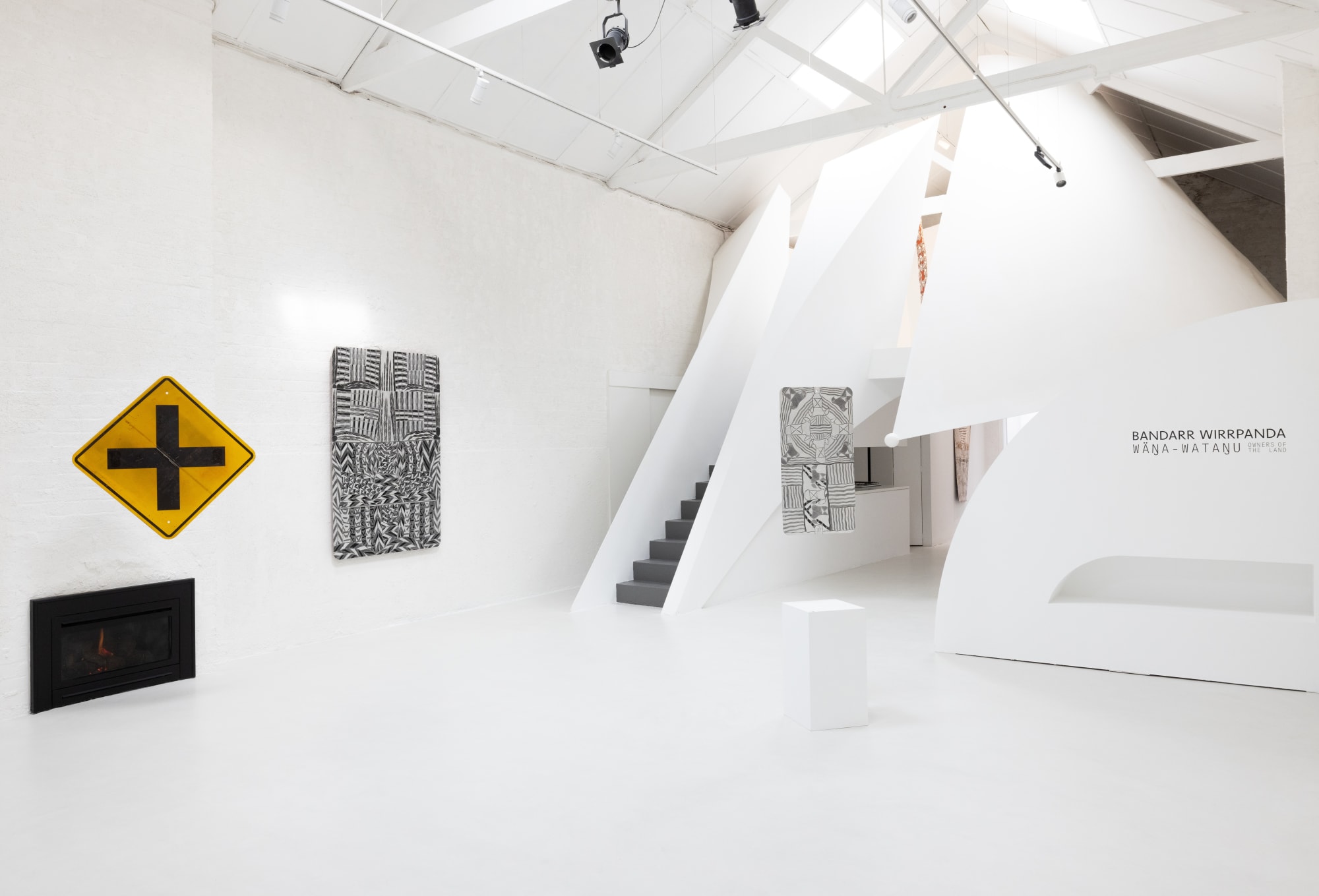 BANDARR WIRRPANDA: WÄŊA-WAṮAŊU - OWNERS OF THE LAND